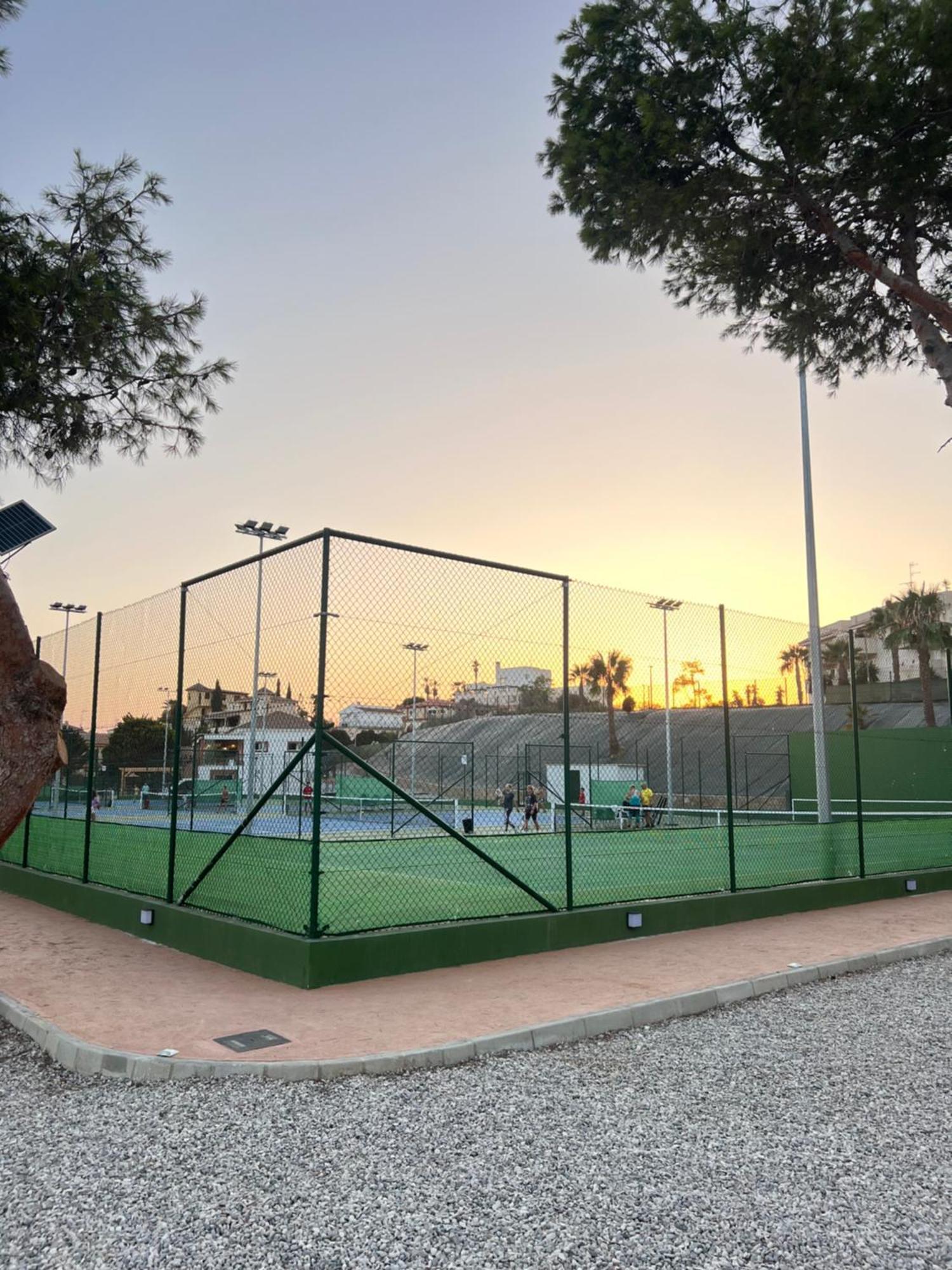 Piso Con Ac, Piscina Y Pista De Padel Y Tenis En Águilas Dış mekan fotoğraf